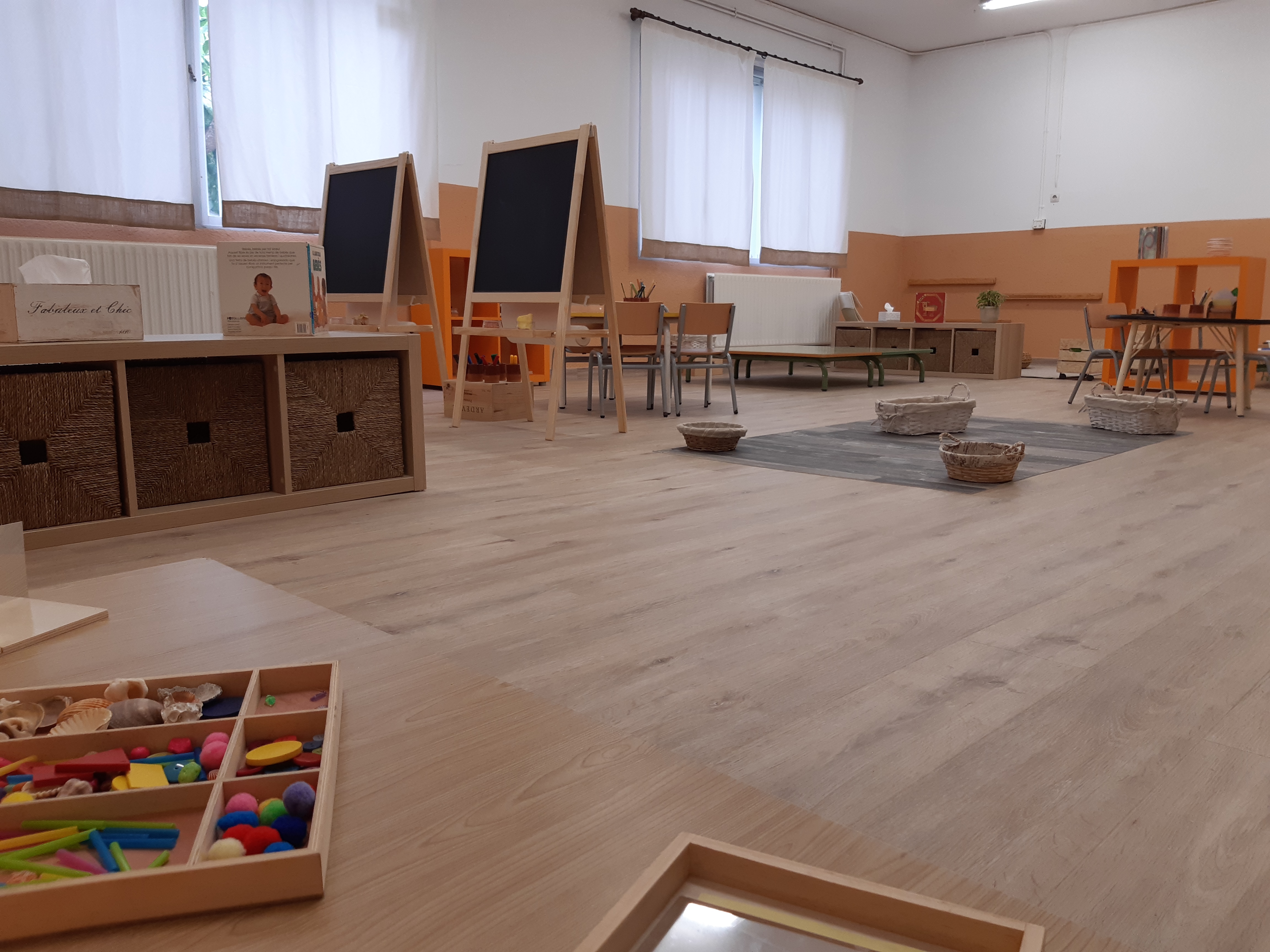 instiescolacornudella